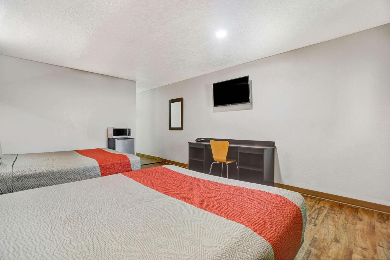 Hotel 6-clovis, Nm
