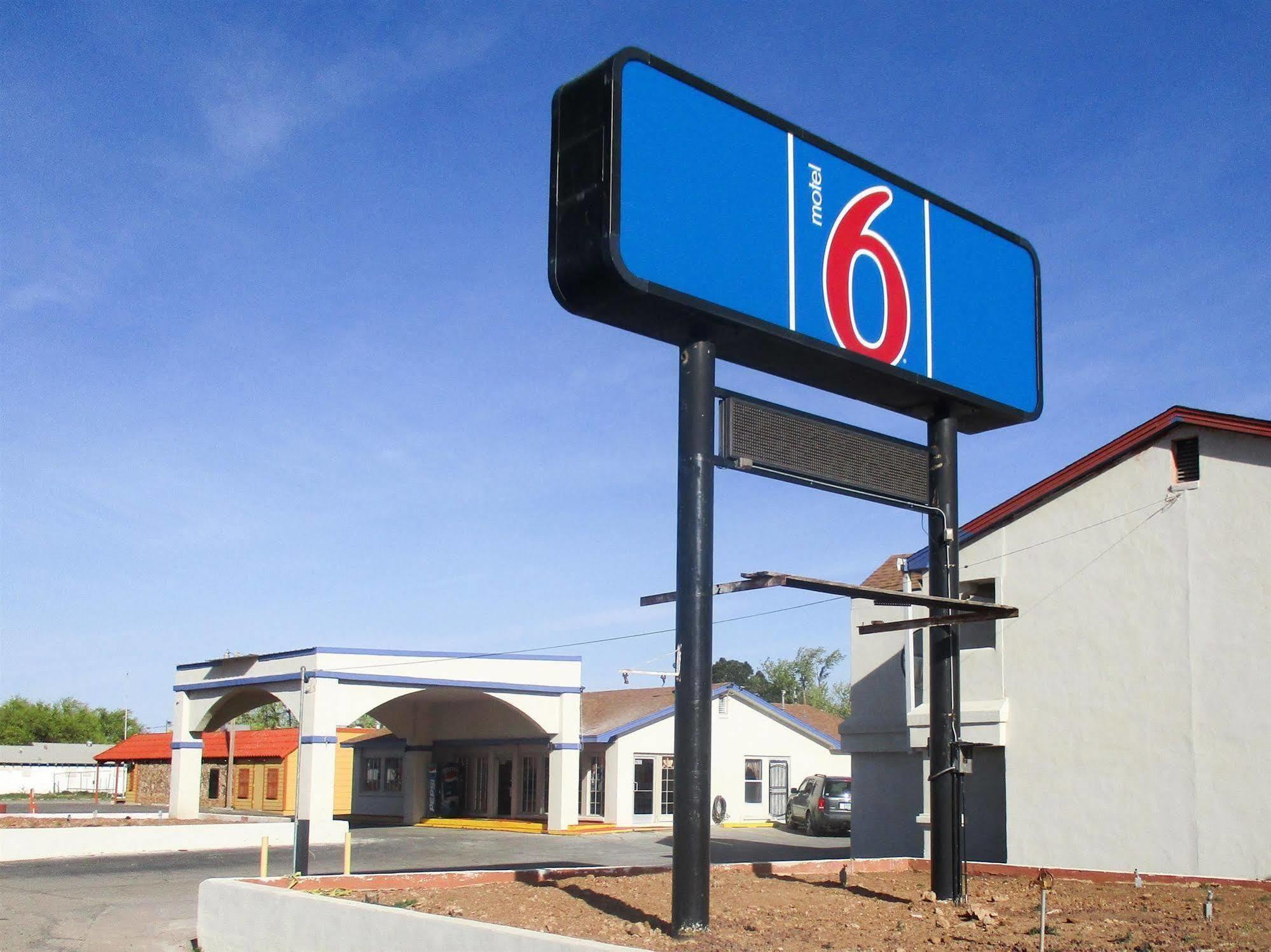 6-clovis, Nm Hotel